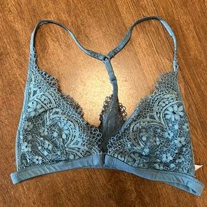 XS Victoria’s Secret Body By VictoriaLace Bra with Pads